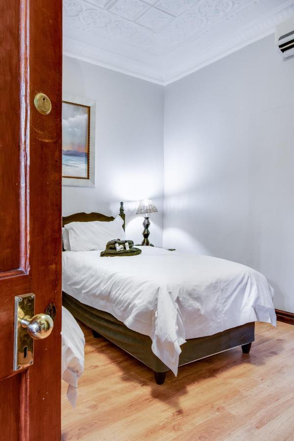 The Nightingale Guesthouse Bloemfontein Eksteriør billede