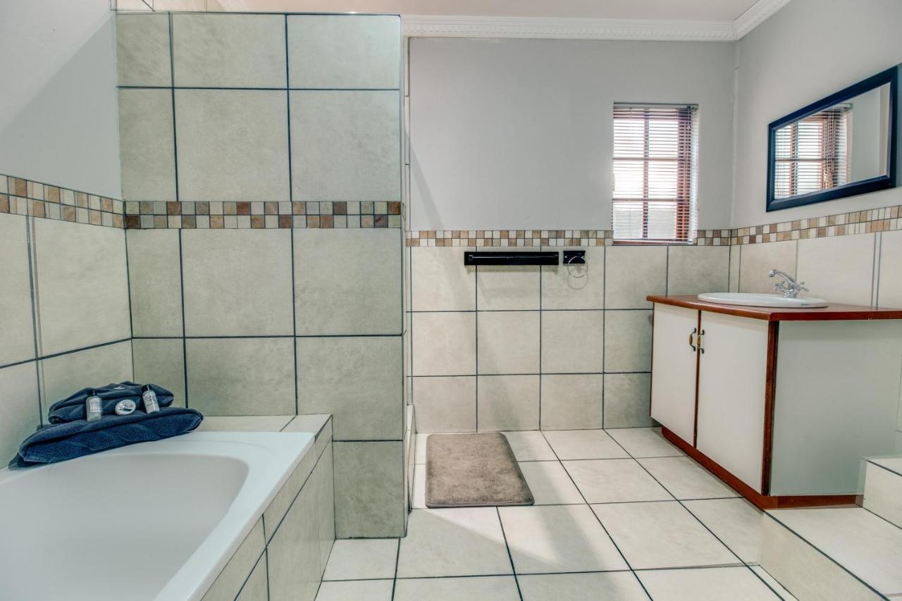 The Nightingale Guesthouse Bloemfontein Eksteriør billede